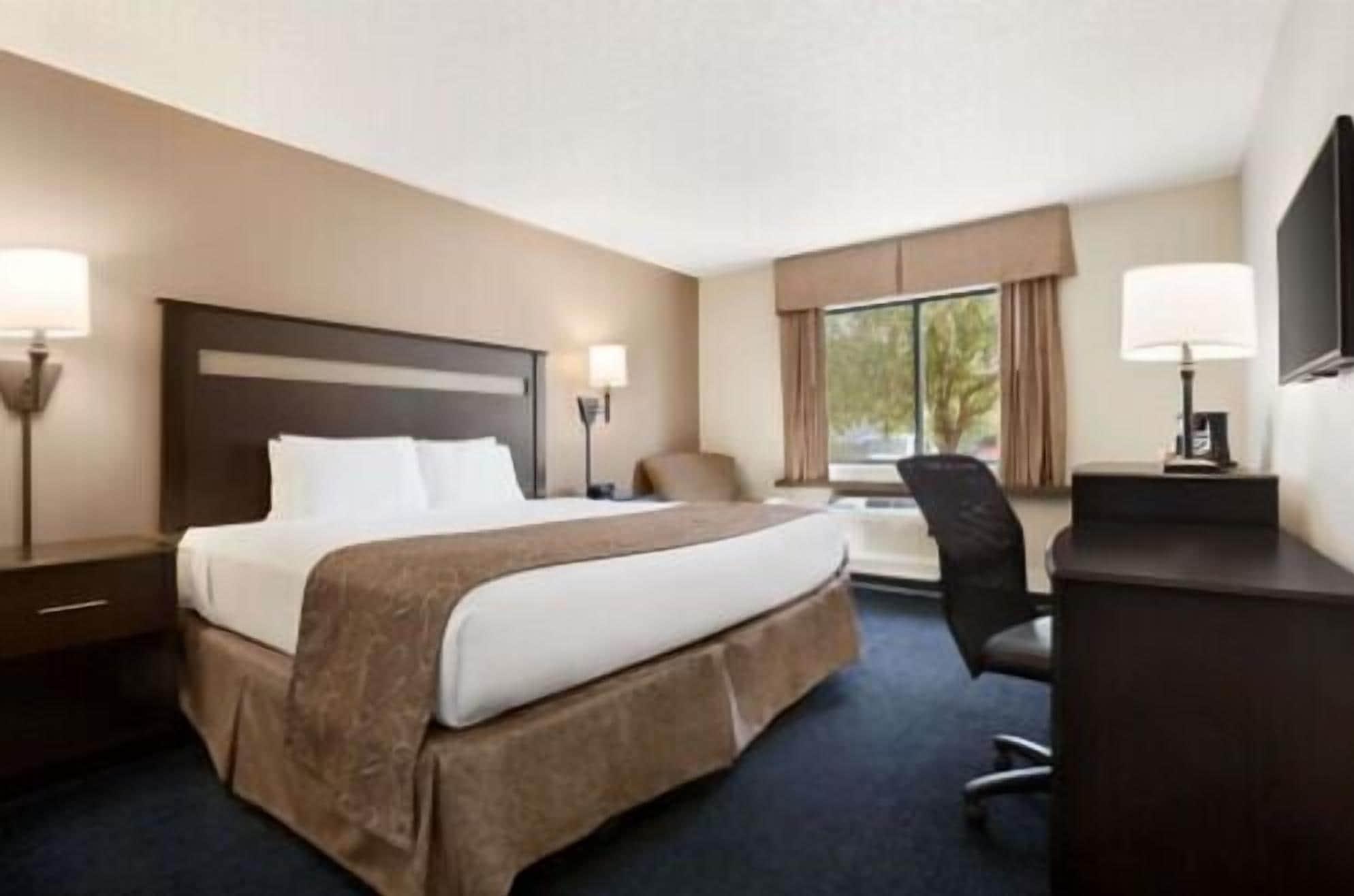 Отель Super 8 By Wyndham Lincoln North Экстерьер фото